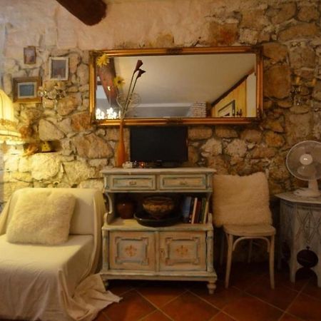 Studio Antique Rovinj Lägenhet Exteriör bild
