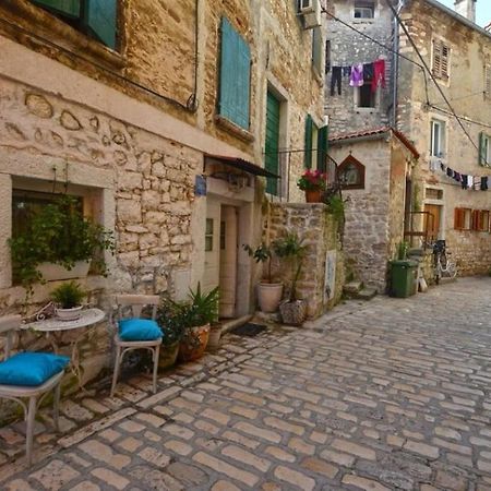 Studio Antique Rovinj Lägenhet Exteriör bild