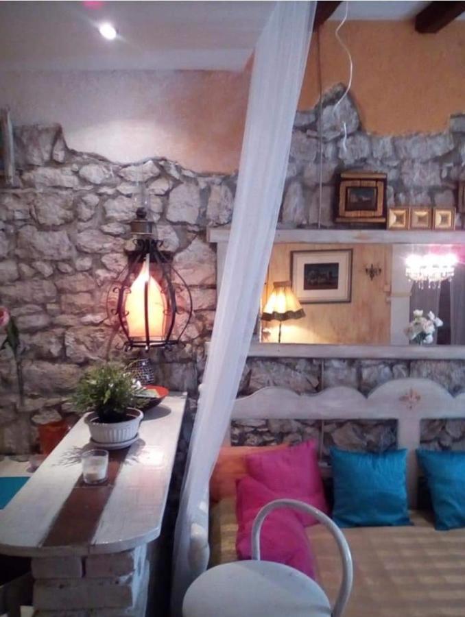 Studio Antique Rovinj Lägenhet Exteriör bild